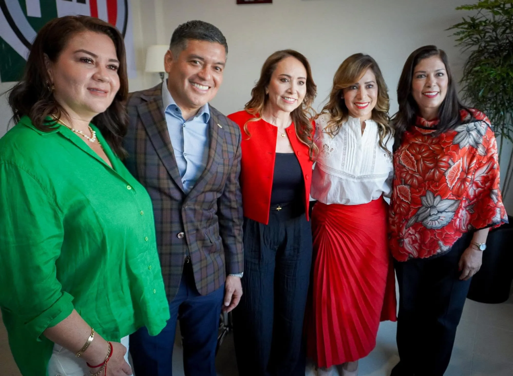 Diputada Ivonne Ruiz creará red de mujeres en Coacalco