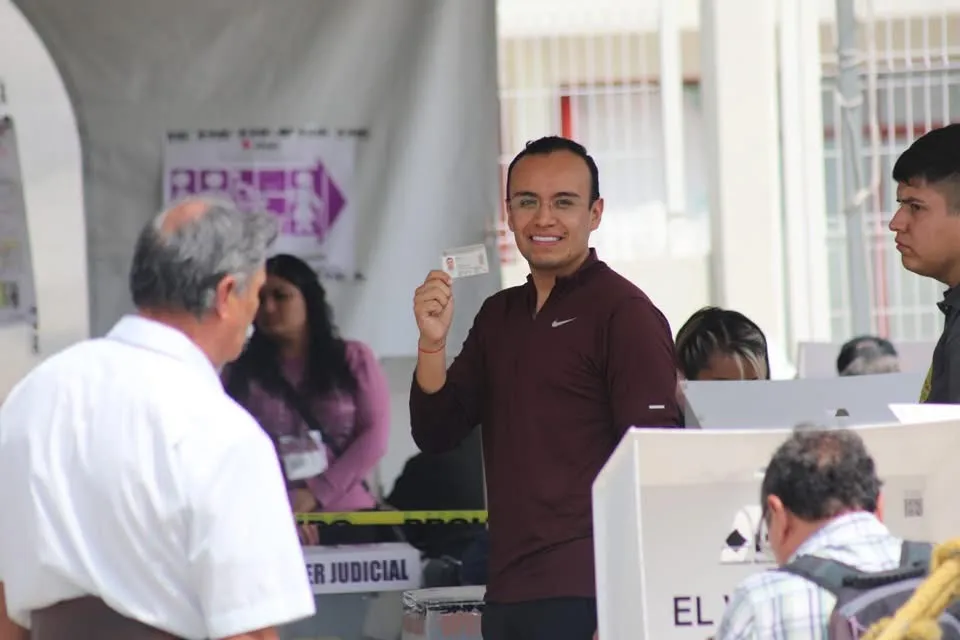 Samuel Hernández, segundo diputado más reconocido del Edomex