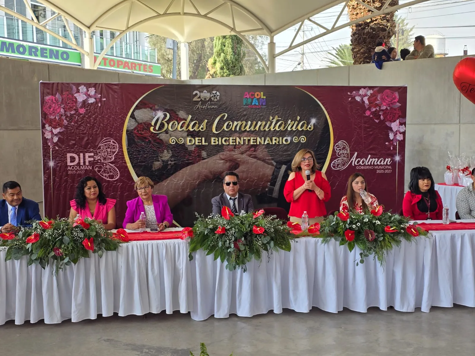 Amor con respaldo legal: 71 parejas sellan su historia en boda colectiva en Acolman