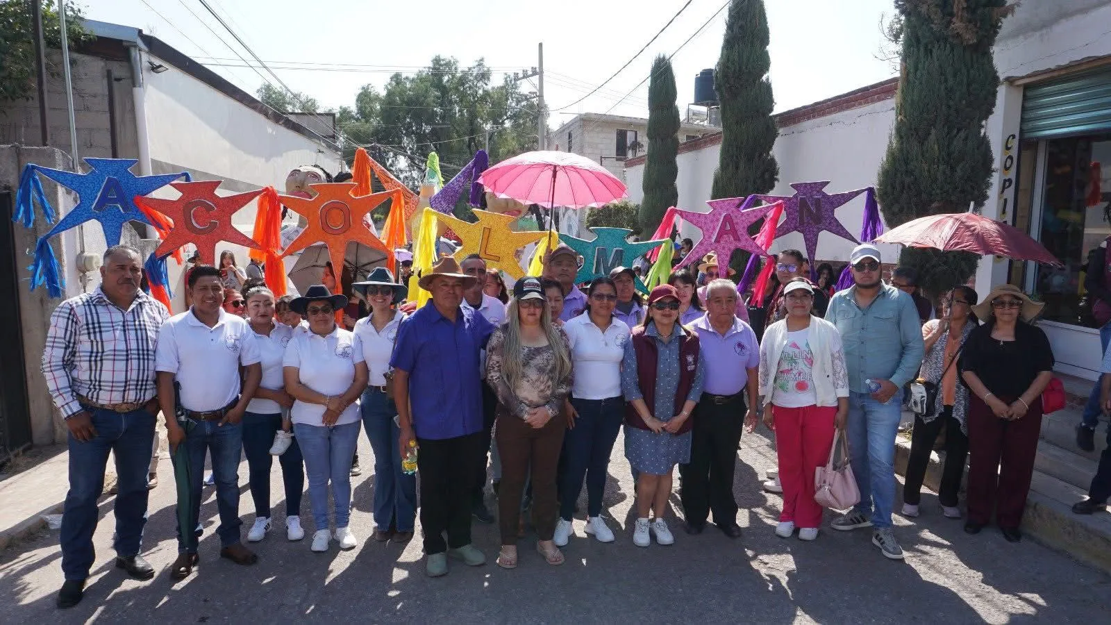 Tenango reabre su plaza central en Acolman
