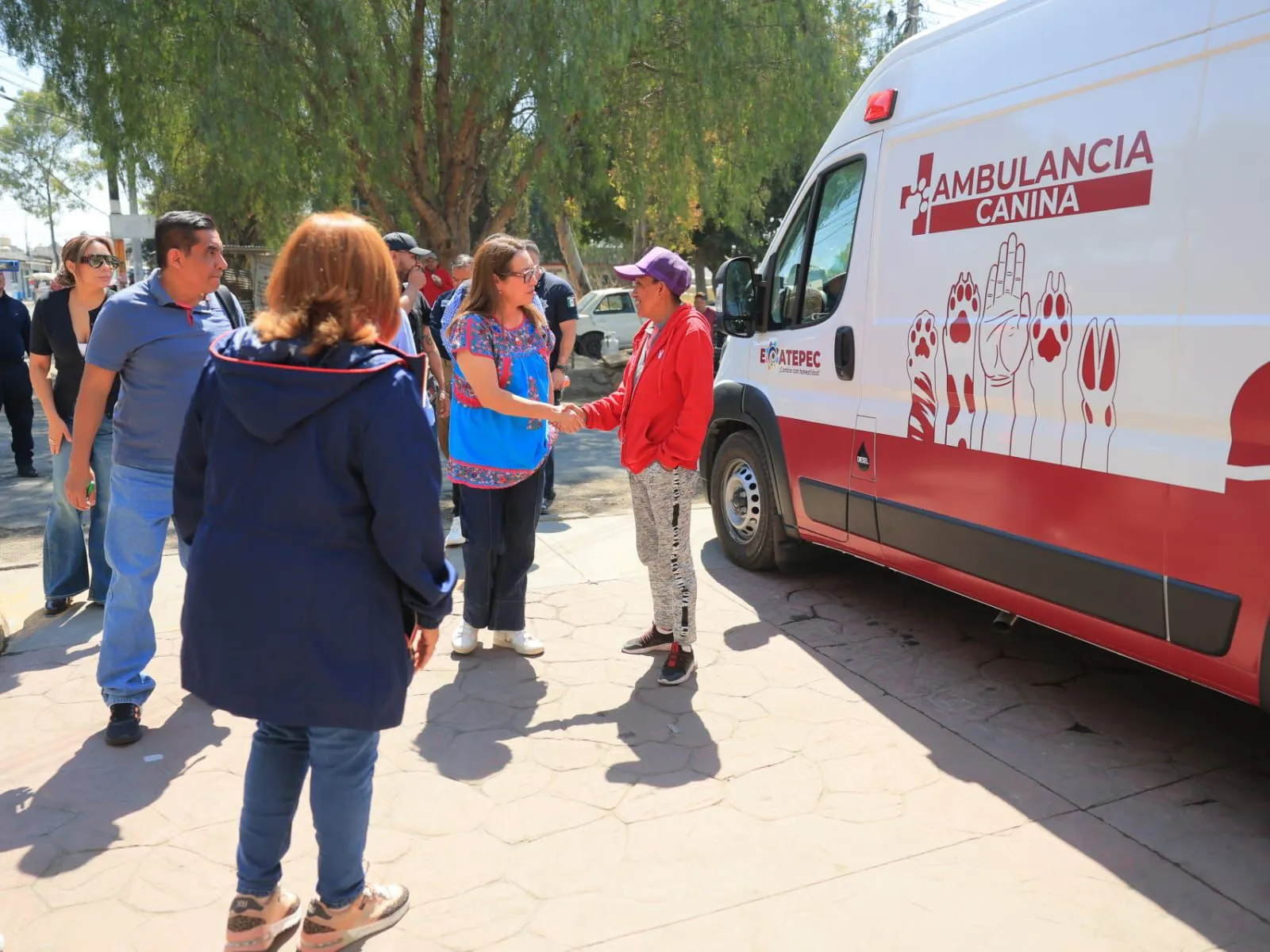 Ambulancias veterinarias ya operan en Ecatepec