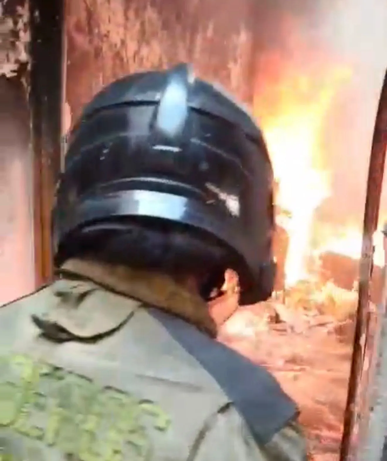 Incendio alarma a vecinos en pleno centro de Texcoco