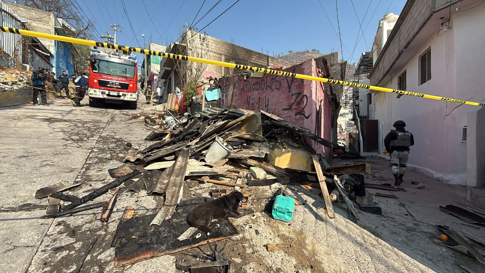 Trágico amanecer en Tlalnepantla: madre y su hijo mueren en incendio