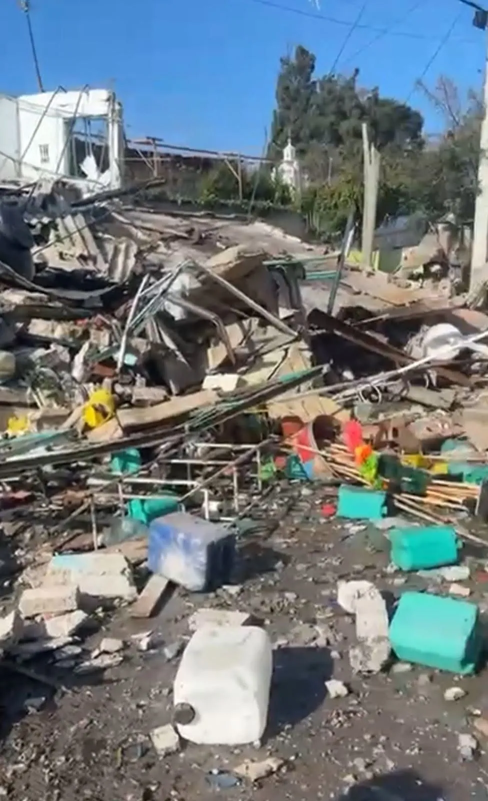 Explosión por gas sacude Coacalco y deja cinco heridos