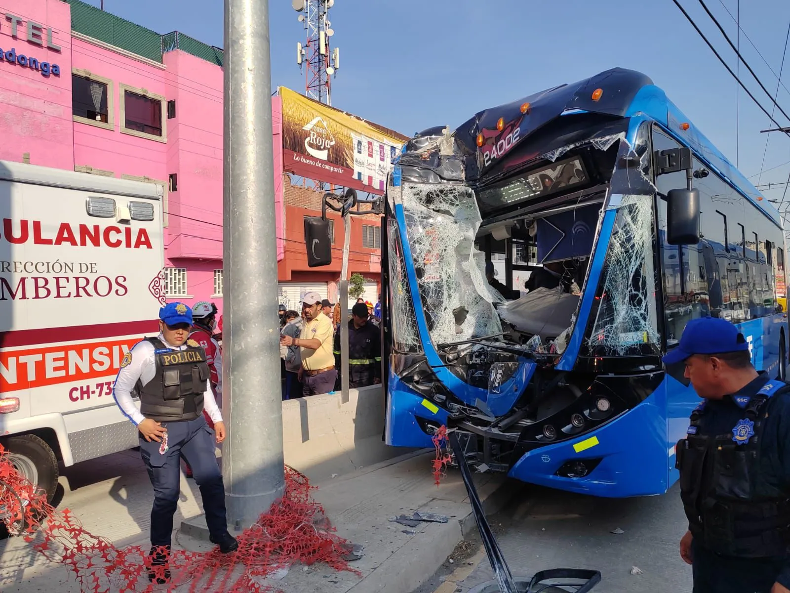 Accidente en estación Covadonga de Chalco moviliza a emergencias