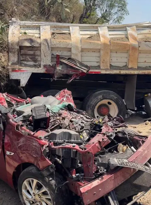 Trágico percance vial en Naucalpan deja cuatro fallecidos  
