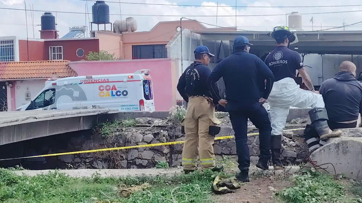 Movilización en Boulevard Coacalco tras hallazgo de una persona sin vida