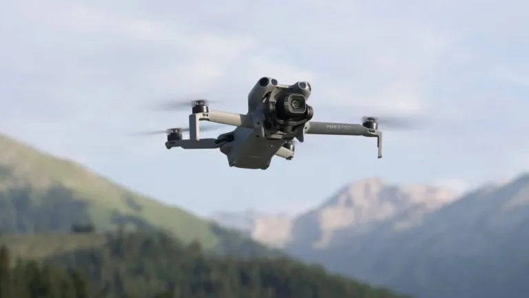 Roban cargamento de drones y cámaras DJI tras salir del AIFA