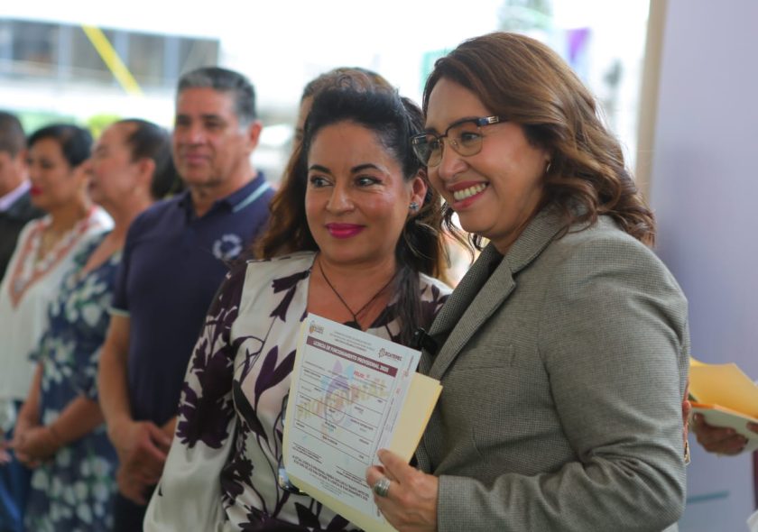 Va Ecatepec por la regularización de 92 mil negocios y empresas