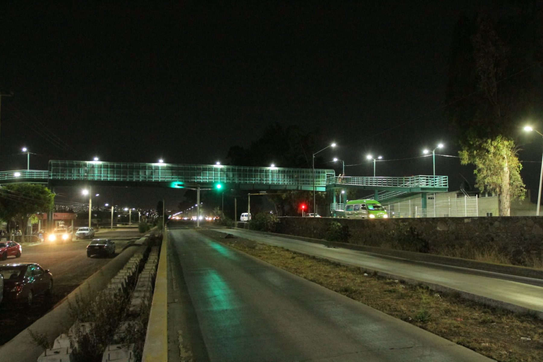 Hacen más seguro el cruce entre Los Héroes y la Ruíz Cortines en Ecatepec