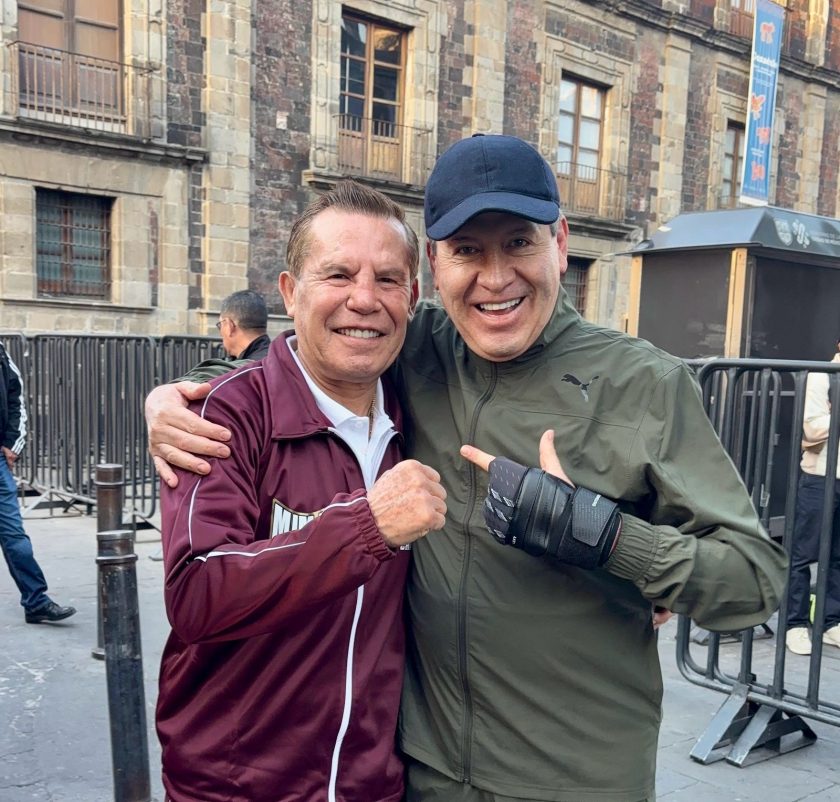 Eruviel Ávila se suma a Clase Nacional de Box en el Zócalo