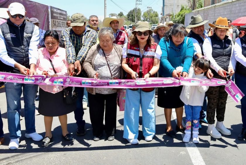 Blanca Osorio entrega y arranca vialidades clave para Acolman