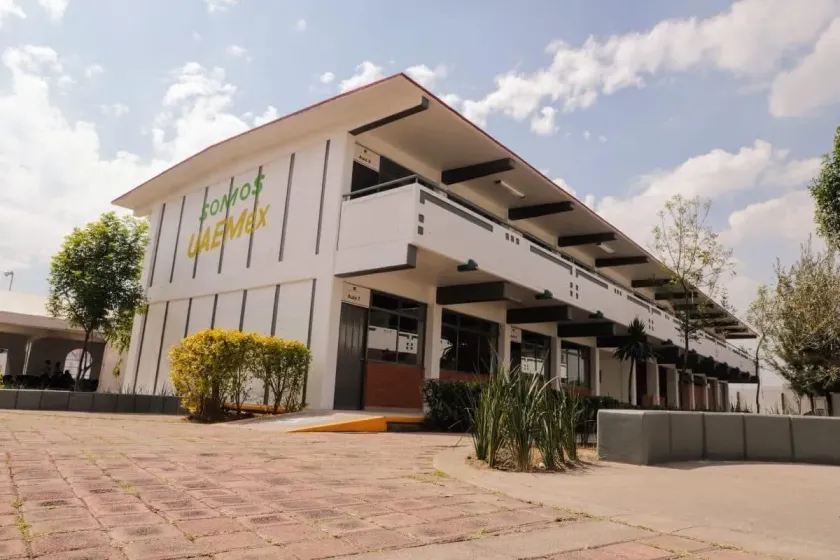 Impulsan educación en Tecámac con nuevos planteles y apoyos escolares