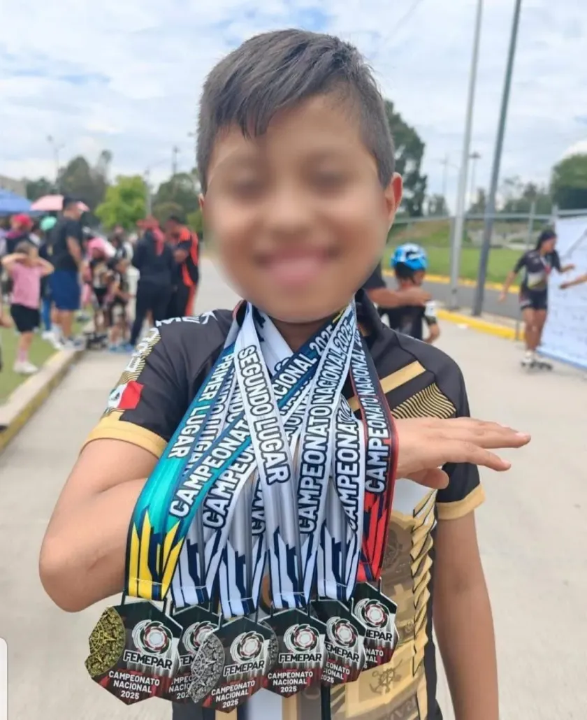 Tadeo Sebastián Benítez conquista 6 medallas en el Campeonato Nacional de Patinaje Puebla 2025