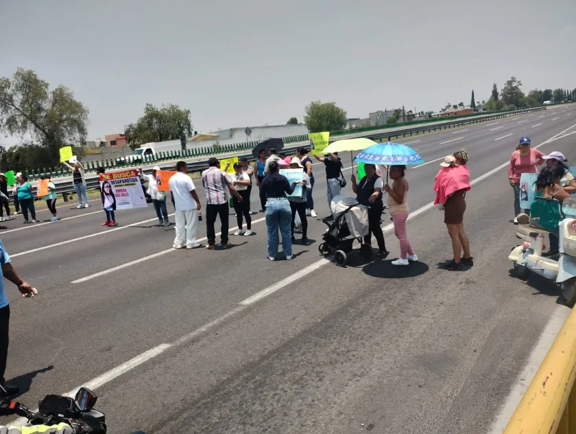 Bloqueo carretero en Tecámac por falta de avances en caso Ximena Rico